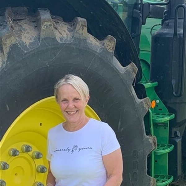 Customer Photo of Tractor Driving Wiltshire Customer Photo of Tractor Driving Wiltshire